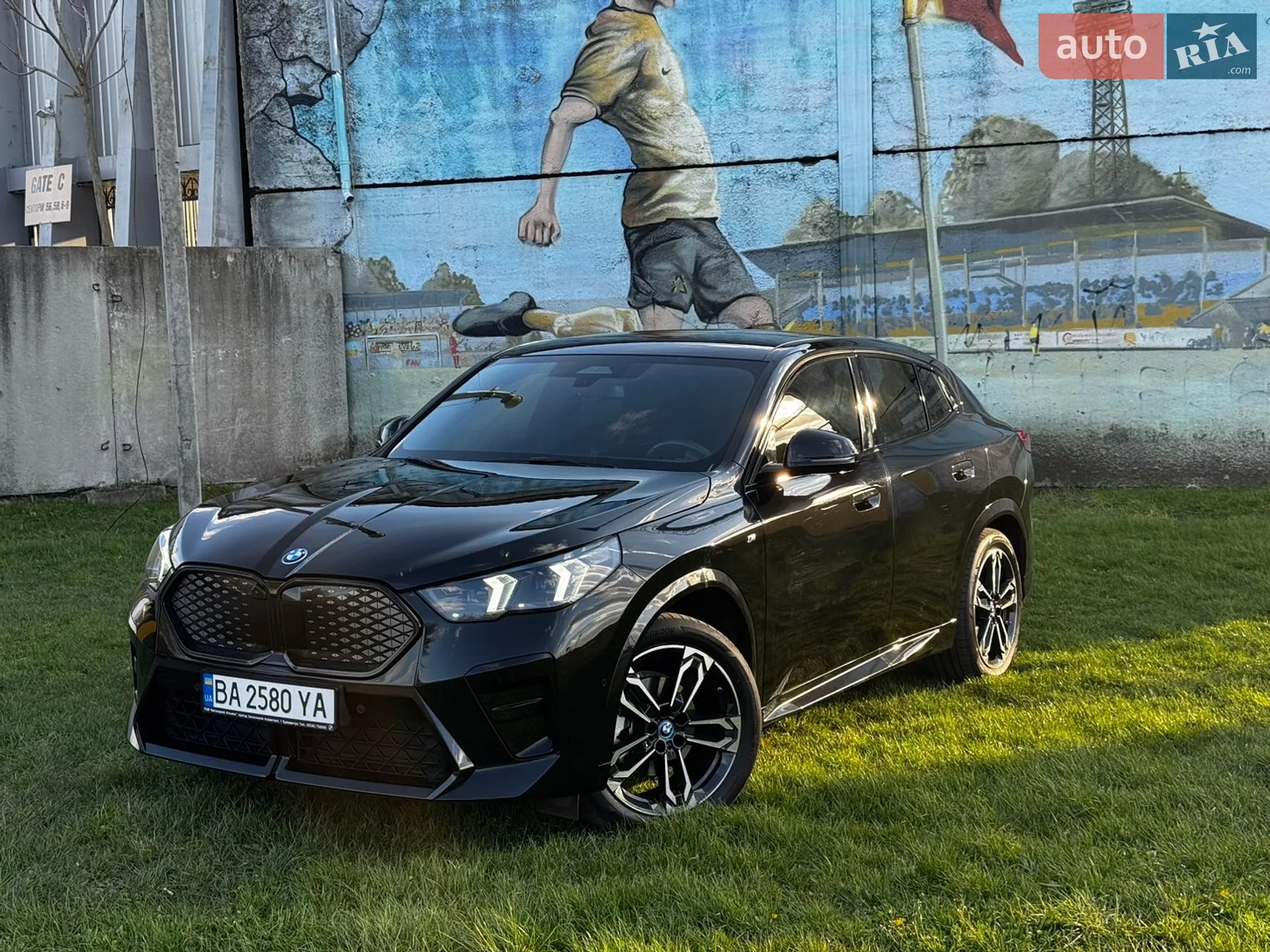 2024 BMW iX2 - мініатюра 2