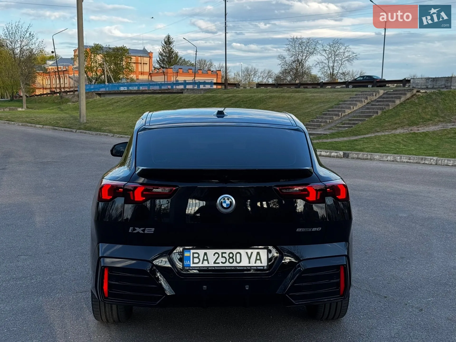 2024 BMW iX2 - мініатюра 6