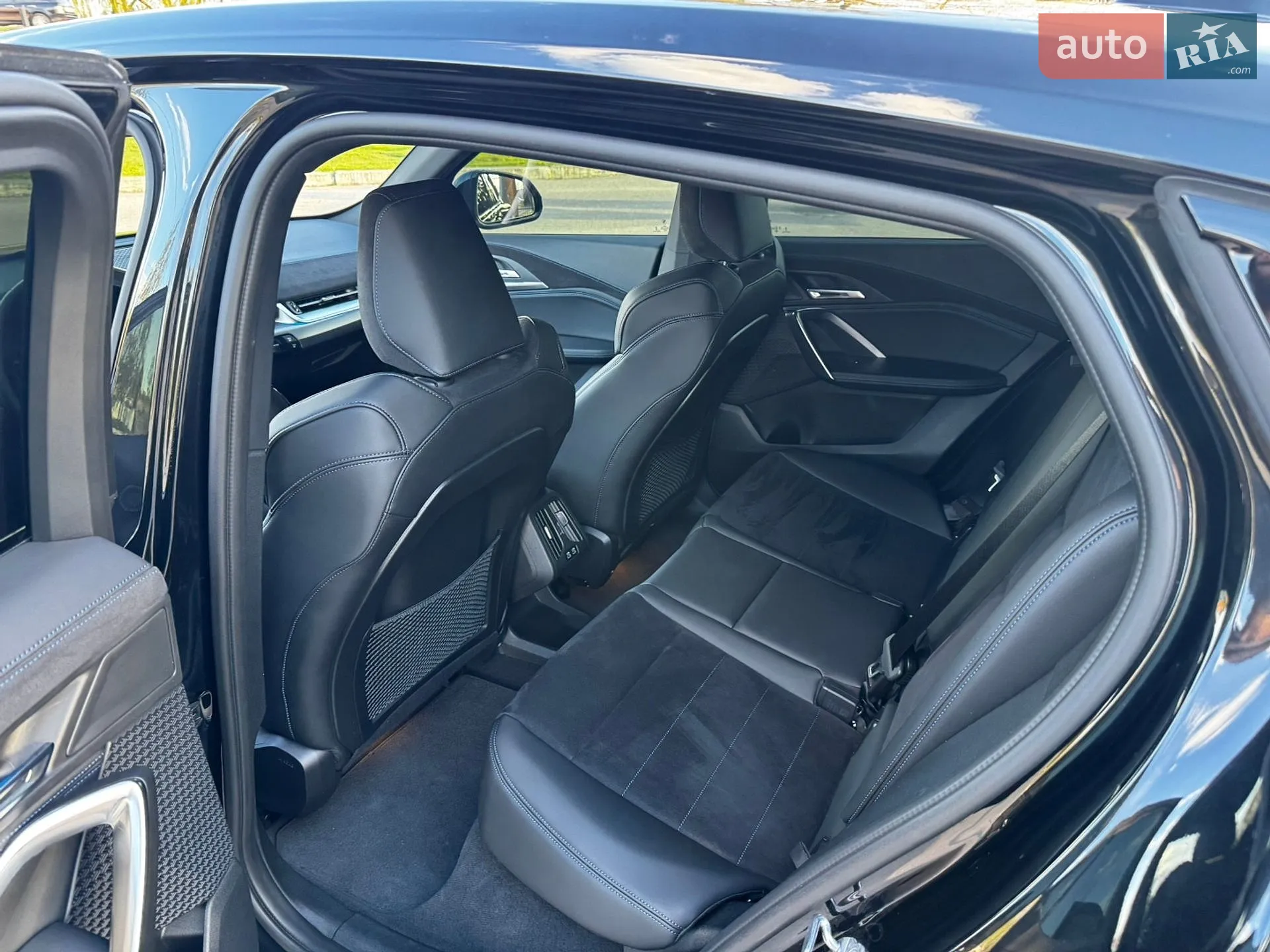 2024 BMW iX2 - мініатюра 14