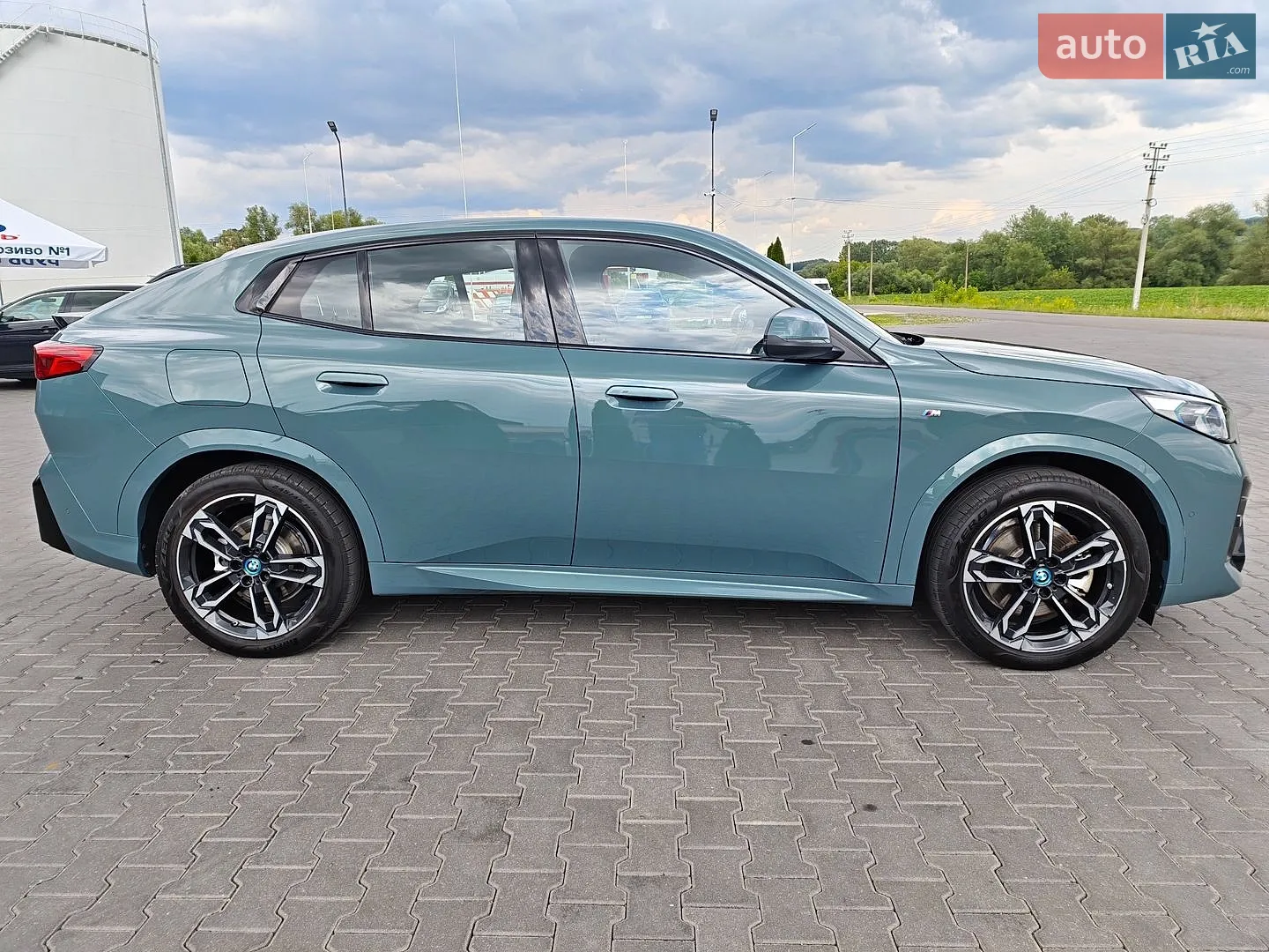 2025 BMW iX2 - мініатюра 4