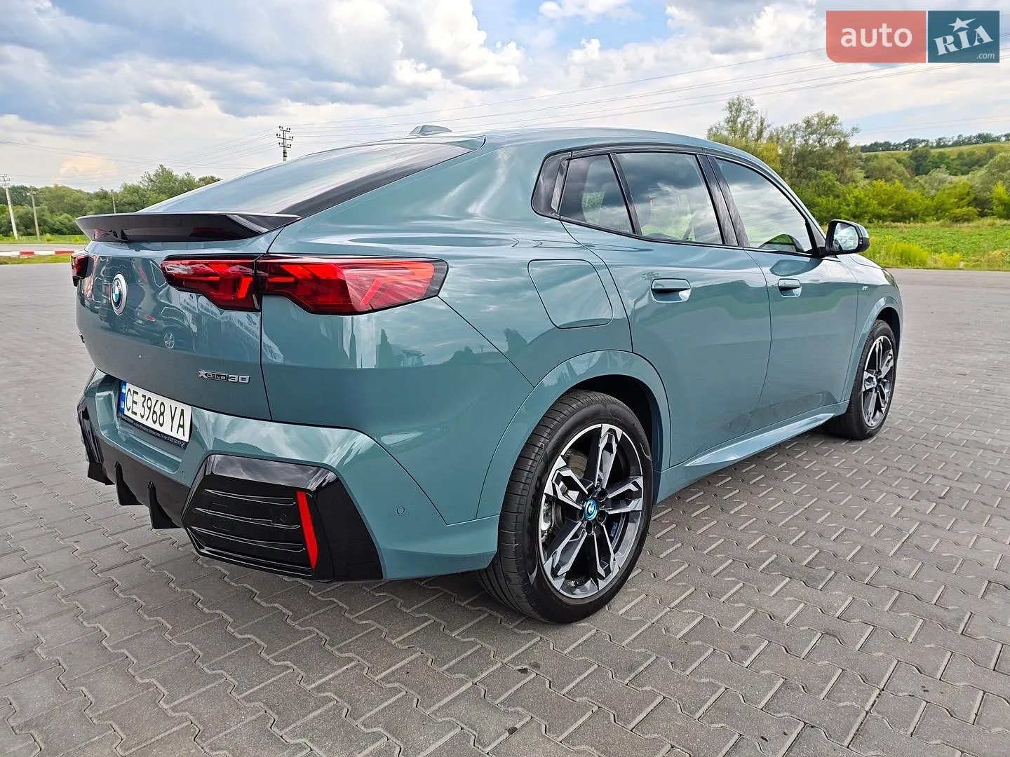 2025 BMW iX2 - мініатюра 5