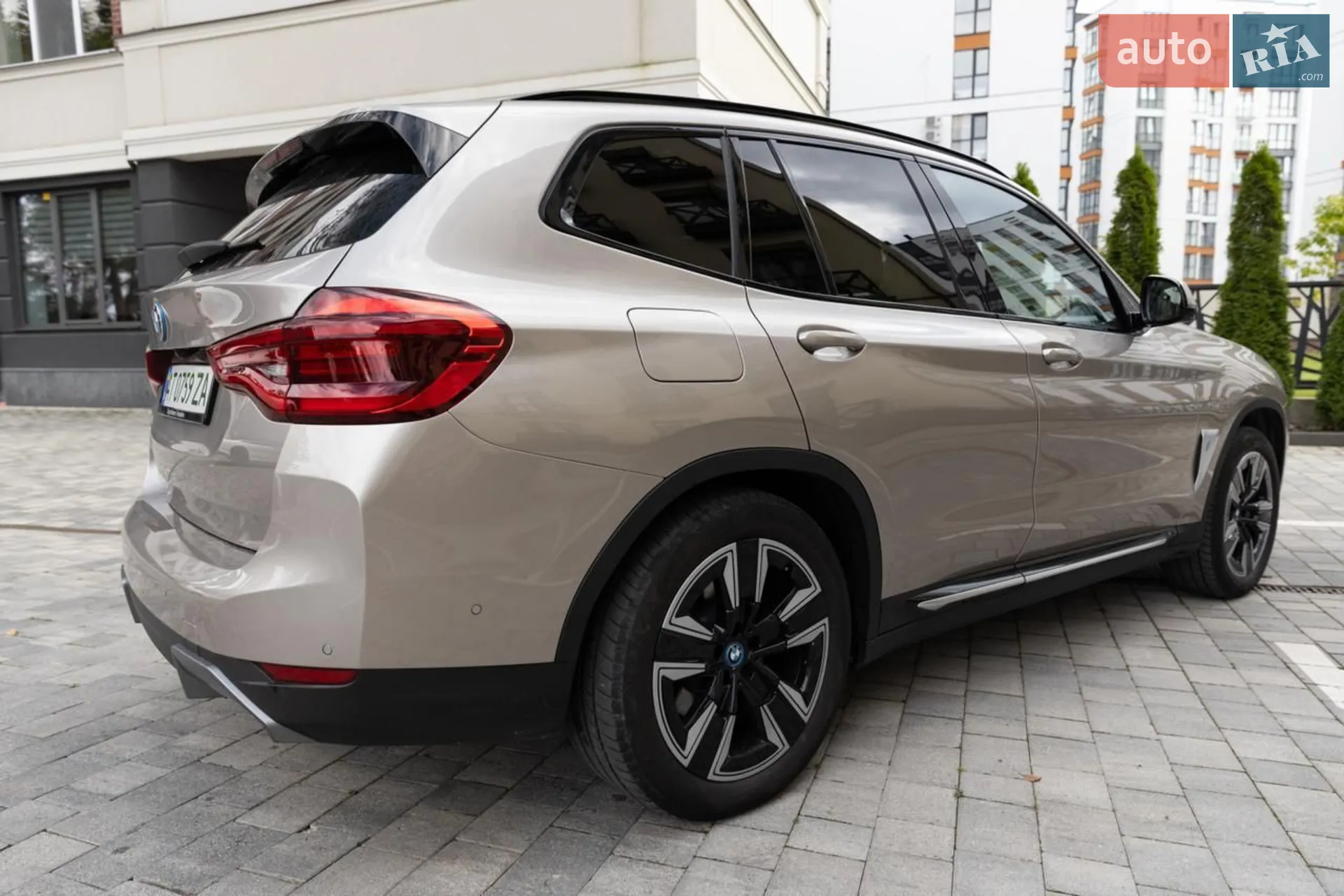 2021 BMW iX3 - мініатюра 12