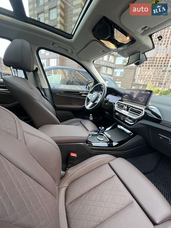 Позашляховик / Кросовер BMW iX3 2022 в Києві