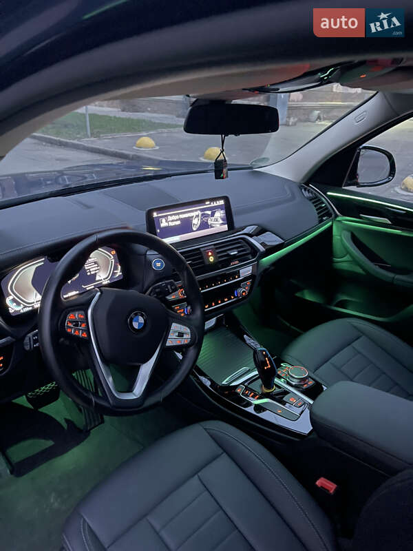 Внедорожник / Кроссовер BMW iX3 2021 в Одессе