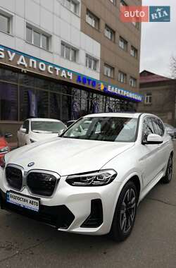 Позашляховик / Кросовер BMW iX3 2024 в Києві