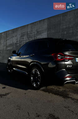 Позашляховик / Кросовер BMW iX3 2022 в 