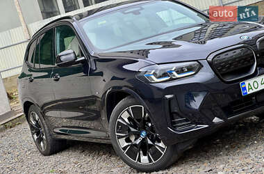Внедорожник / Кроссовер BMW iX3 2023 в 