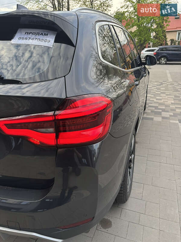 Внедорожник / Кроссовер BMW iX3 2022 в Ровно