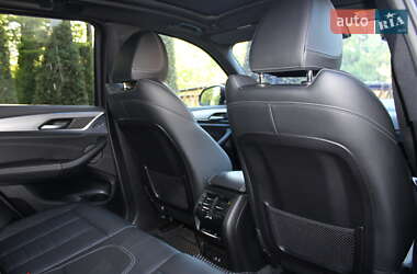 Позашляховик / Кросовер BMW iX3 2021 в 