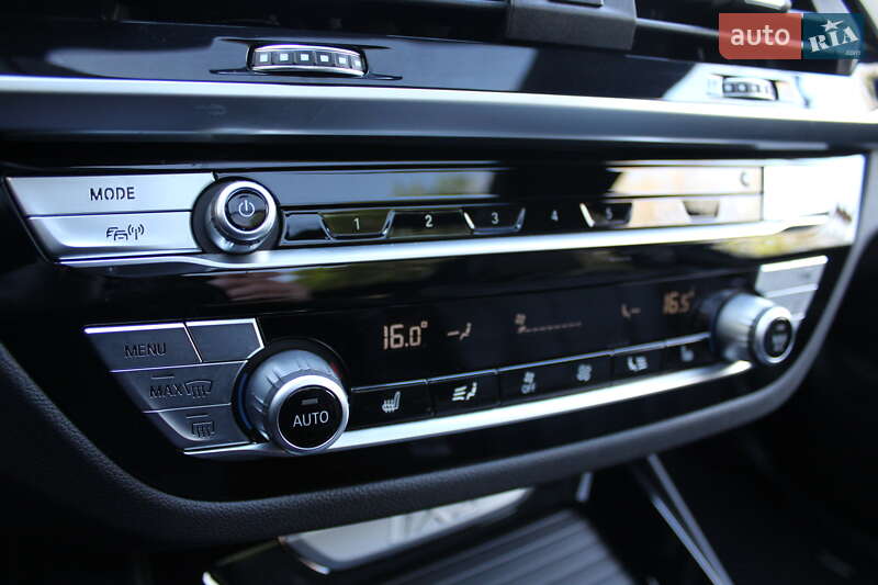 Внедорожник / Кроссовер BMW iX3 2021 в Трускавце