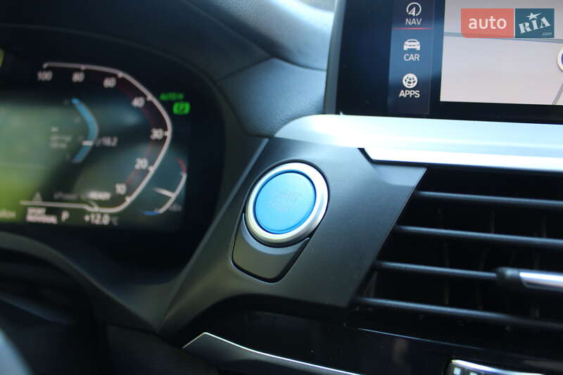 Внедорожник / Кроссовер BMW iX3 2021 в Трускавце