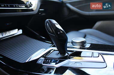 Внедорожник / Кроссовер BMW iX3 2021 в 