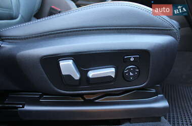 Внедорожник / Кроссовер BMW iX3 2021 в 