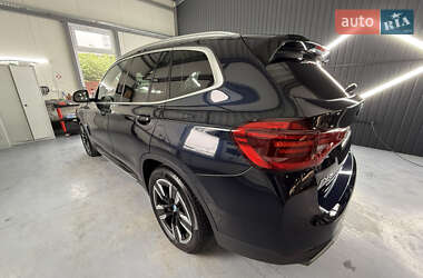 Внедорожник / Кроссовер BMW iX3 2021 в 