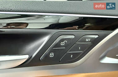 Внедорожник / Кроссовер BMW iX3 2021 в 