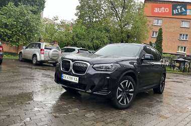 Внедорожник / Кроссовер BMW iX3 2022 в Хмельницком