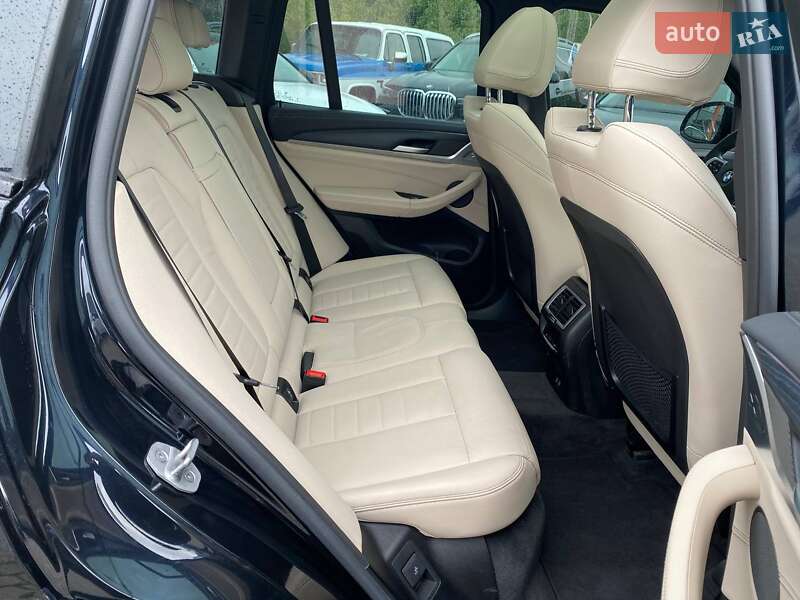 Внедорожник / Кроссовер BMW iX3 2023 в Львове