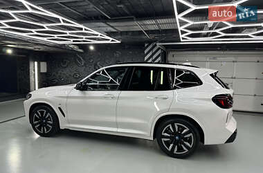 Внедорожник / Кроссовер BMW iX3 2022 в 