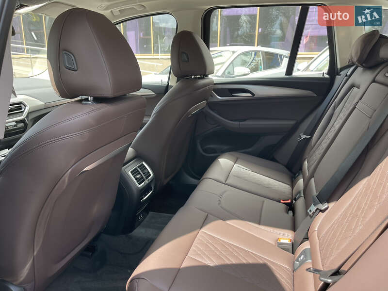 Позашляховик / Кросовер BMW iX3 2025 в Києві