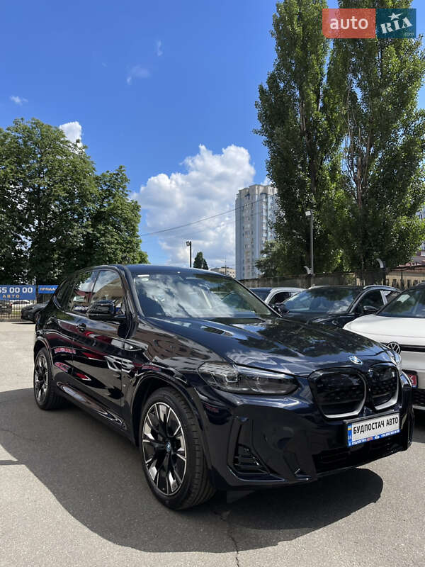 Позашляховик / Кросовер BMW iX3 2025 в Києві