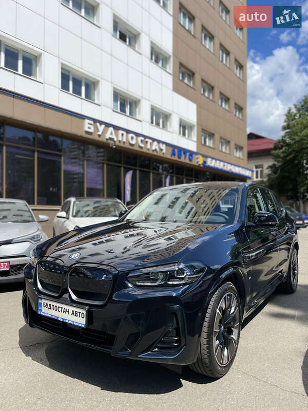 Позашляховик / Кросовер BMW iX3 2025 в Києві