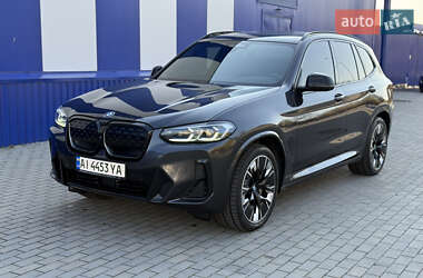 Внедорожник / Кроссовер BMW iX3 2021 в 