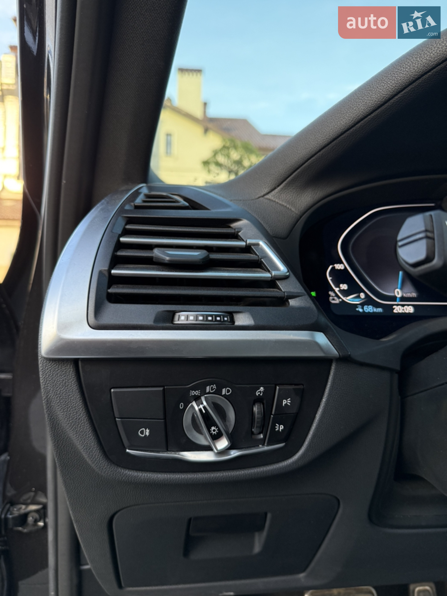 2022 BMW iX3 - мініатюра 31