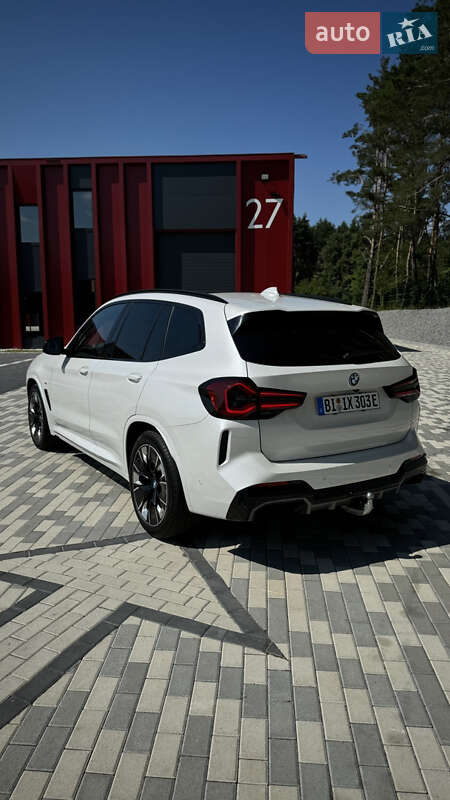 Позашляховик / Кросовер BMW iX3 2024 в Києві