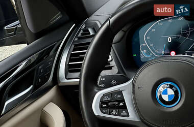 Внедорожник / Кроссовер BMW iX3 2023 в 
