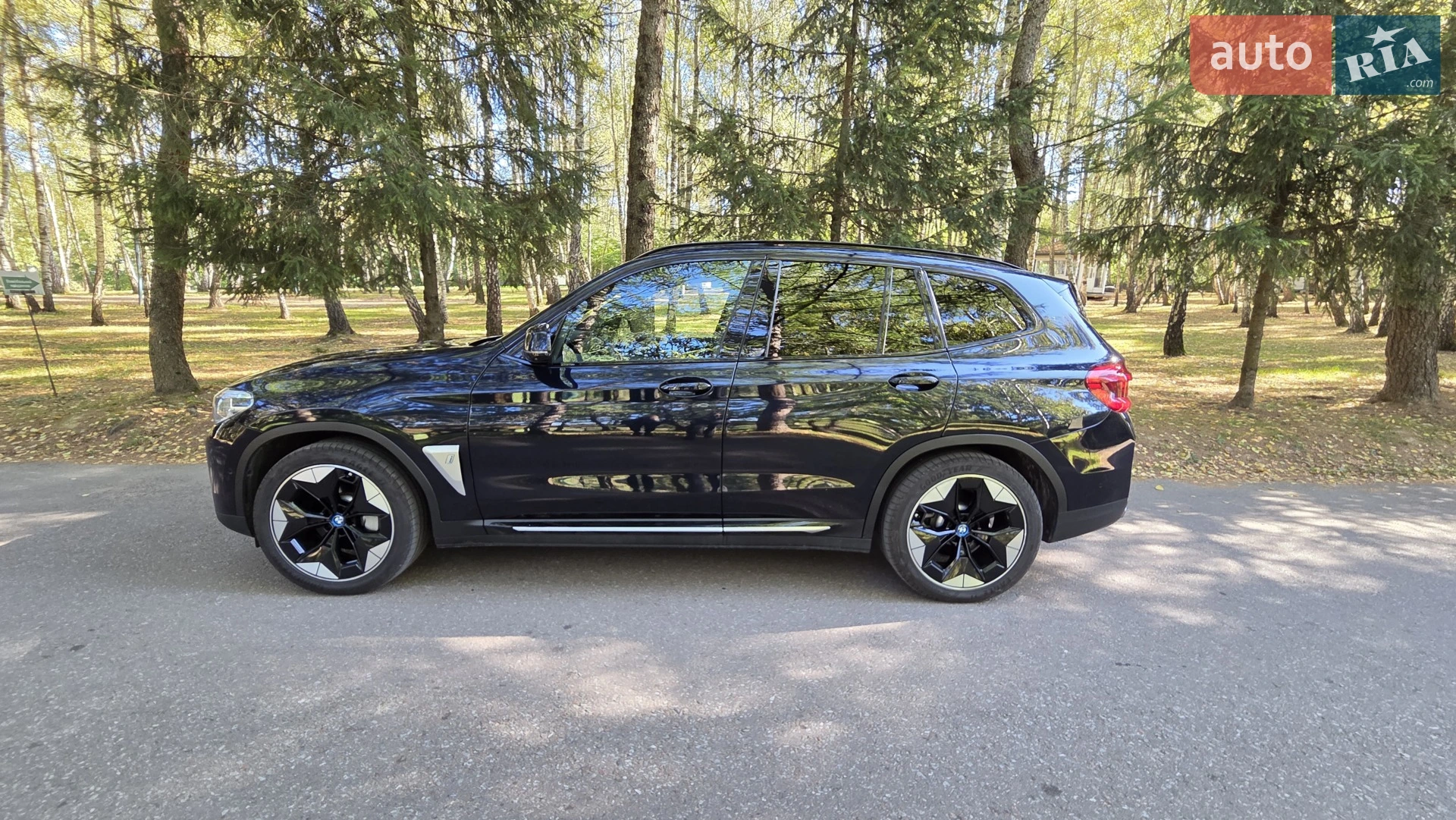 2021 BMW iX3 - мініатюра 3