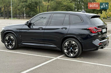 Внедорожник / Кроссовер BMW iX3 2023 в 
