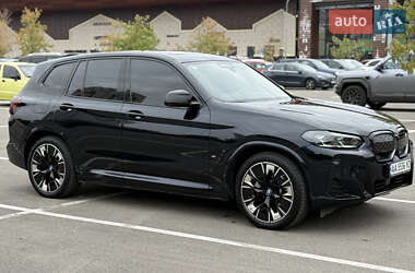 Внедорожник / Кроссовер BMW iX3 2023 в 