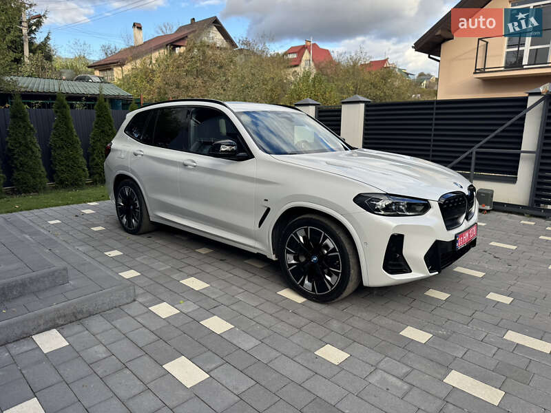 Внедорожник / Кроссовер BMW iX3 2023 в Львове