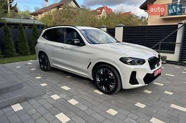 Внедорожник / Кроссовер BMW iX3 2023 в 