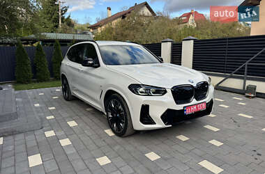 Внедорожник / Кроссовер BMW iX3 2023 в 