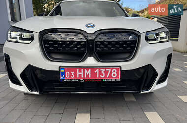 Внедорожник / Кроссовер BMW iX3 2023 в 