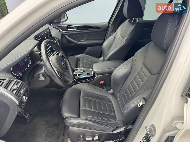 Внедорожник / Кроссовер BMW iX3 2023 в Львове