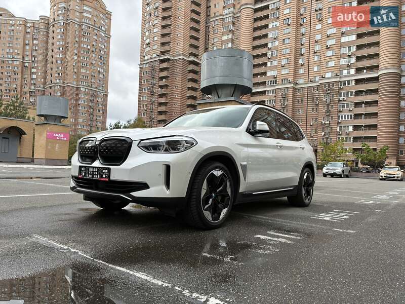 Позашляховик / Кросовер BMW iX3 2021 в Києві