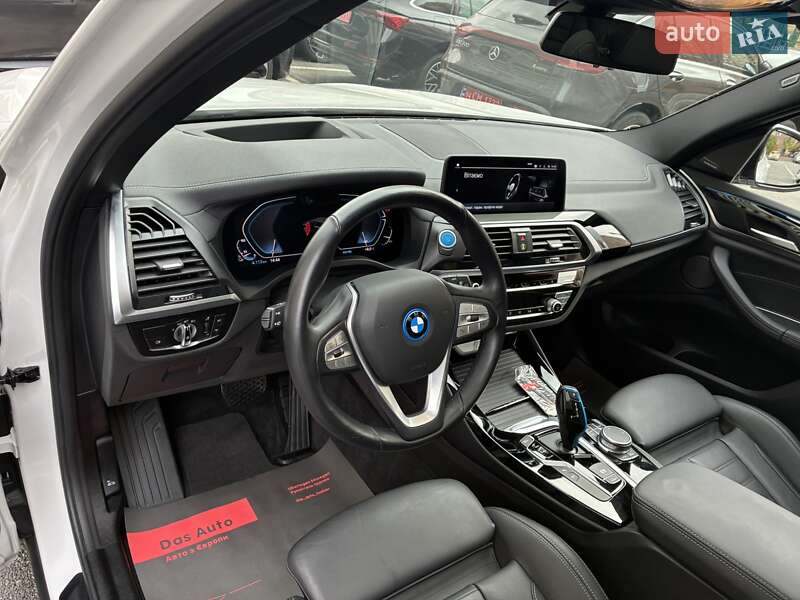 Позашляховик / Кросовер BMW iX3 2021 в Києві