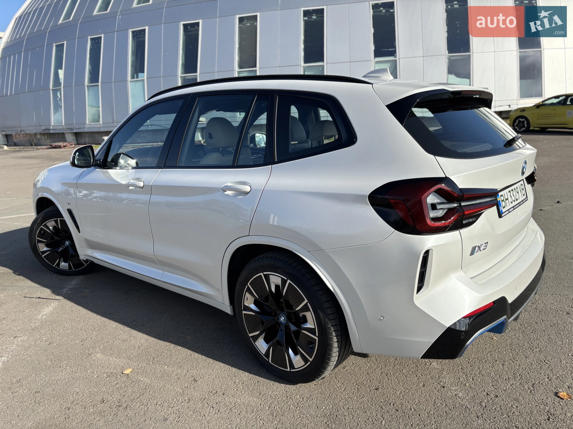 2024 BMW iX3 - мініатюра 15