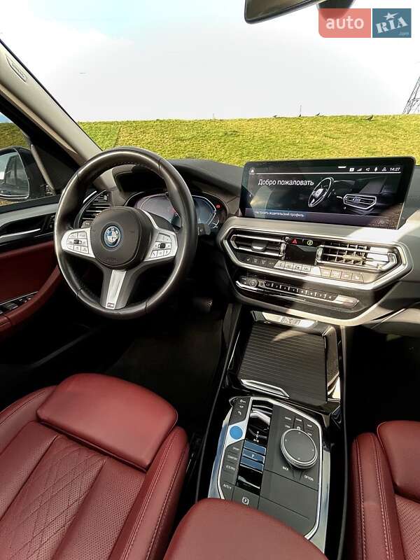 Внедорожник / Кроссовер BMW iX3 2023 в Днепре