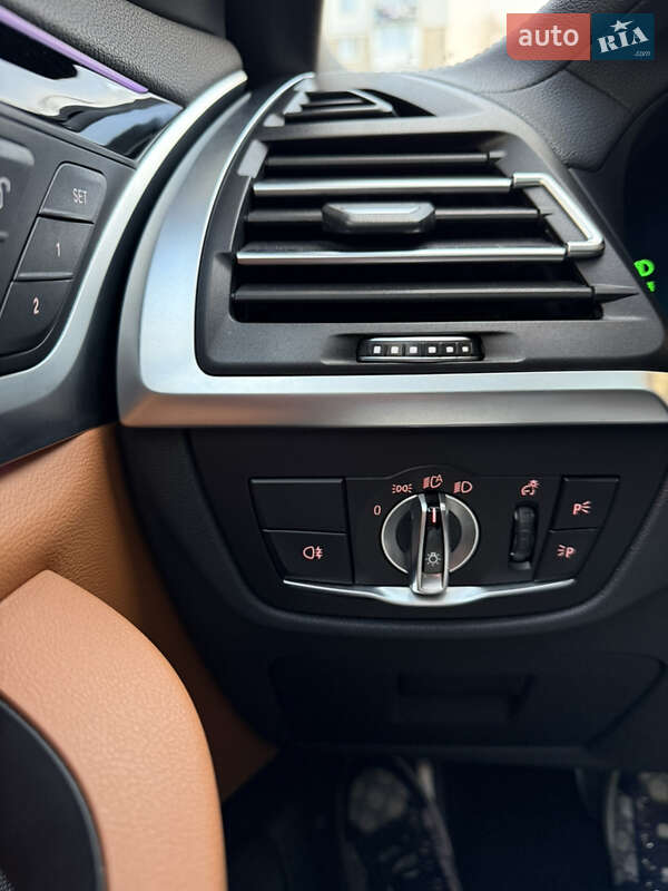 Внедорожник / Кроссовер BMW iX3 2021 в Львове