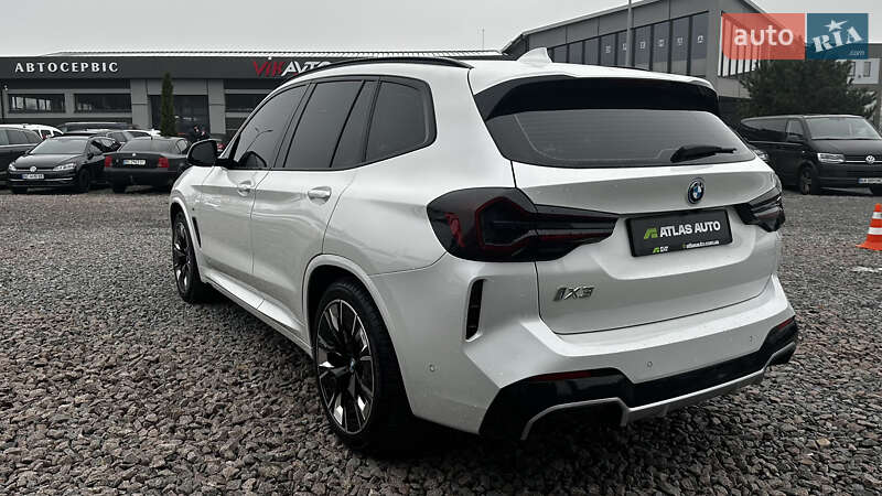 Внедорожник / Кроссовер BMW iX3 2022 в Львове