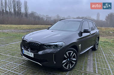 Внедорожник / Кроссовер BMW iX3 2021 в Киеве
