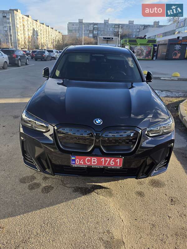 BMW iX3 2023