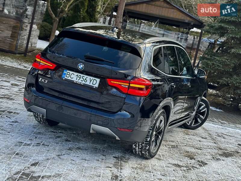 Внедорожник / Кроссовер BMW iX3 2021 в Дрогобыче