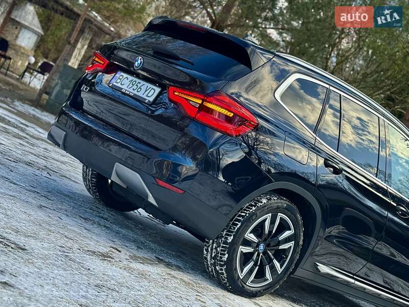 Внедорожник / Кроссовер BMW iX3 2021 в Дрогобыче