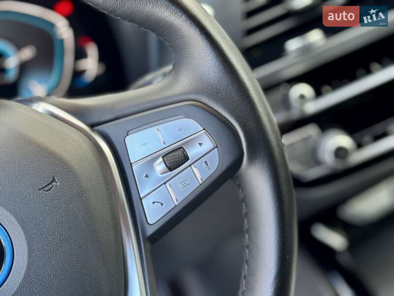Внедорожник / Кроссовер BMW iX3 2021 в Дрогобыче