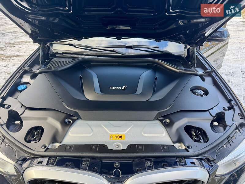 Внедорожник / Кроссовер BMW iX3 2021 в Дрогобыче