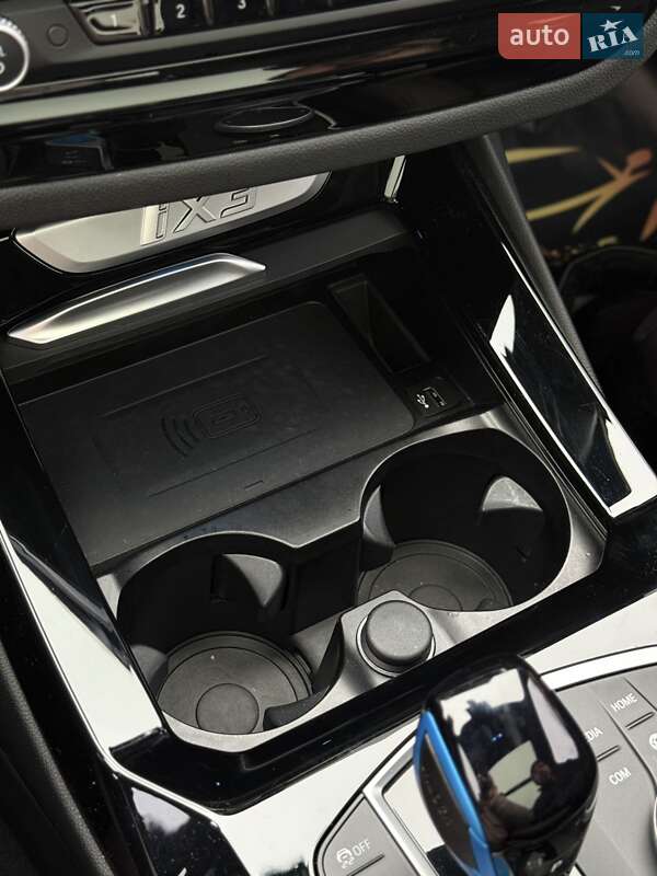 Внедорожник / Кроссовер BMW iX3 2023 в Мукачево